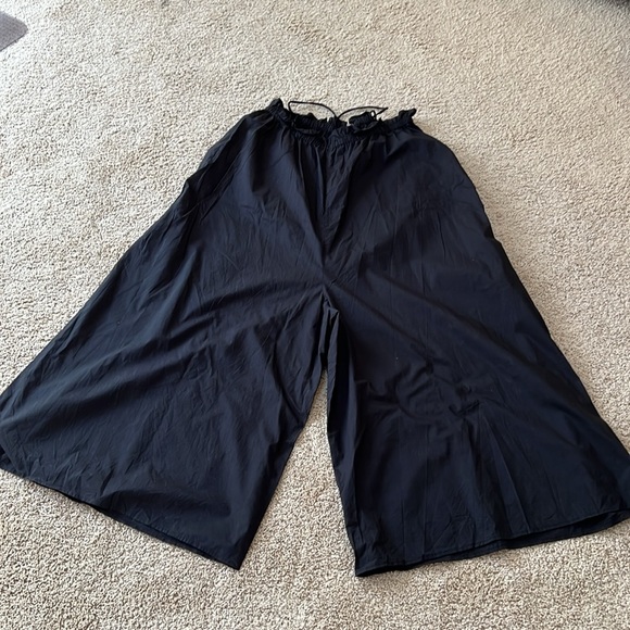 Everlane large black flowy jumpsuit . - Picture 11 of 12